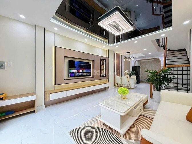 CHỈ NHỈNH 3TỶ NHÀ NGUYỄN THƯỢNG HIỀN - BÌNH THẠNH CHO THUÊ 20TR/TH SHR