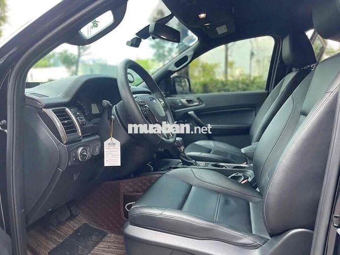 Ford Everest Titanium 2.0L AT 4x2 sx 2020 siêu đep