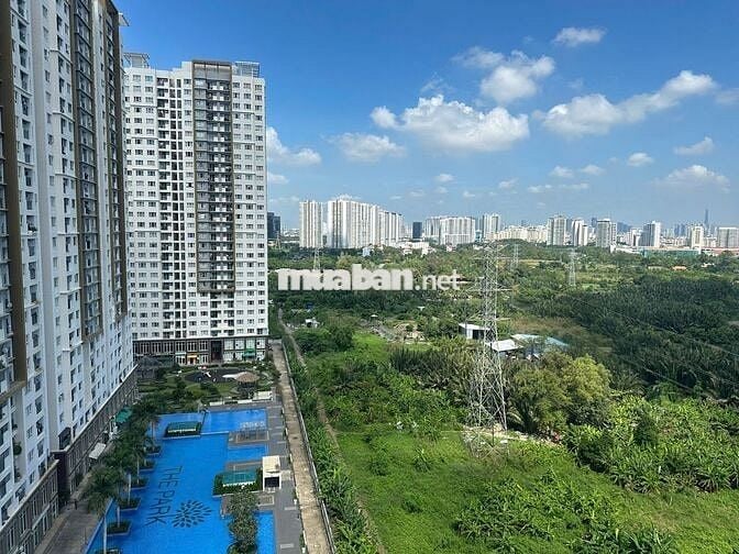 Bán căn View hồ bơi 2ty600 2 phòng