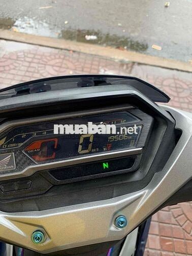 dư dùng bán lại chiếc máy móc nguyên zin