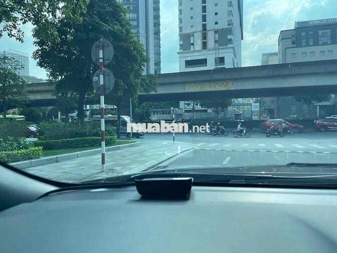 Ford Everest Titanium 2.0L AT 4x2 sx 2020 siêu đep