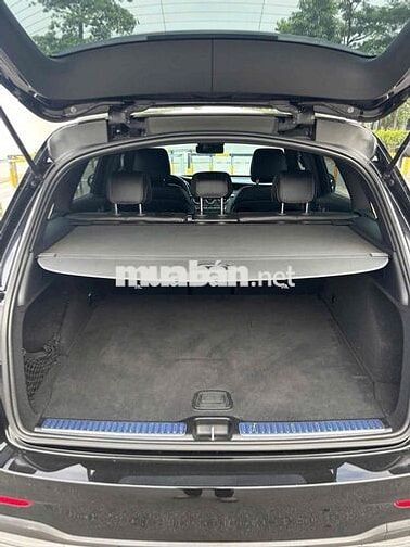 Mercedes GLC300 4Matic sx 2022 màu đen lướt đẹp