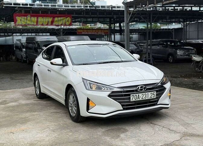 ELANTRA 1.6L SX 2019 MT 58000KM BẢO HÀNH 1 NĂM
