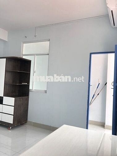 CHÍNH CHỦ - PHÒNG NỘI THẤT CỬA SỔ MÁY LẠNH - VÒNG XOAY LÊ ĐẠI HÀNH