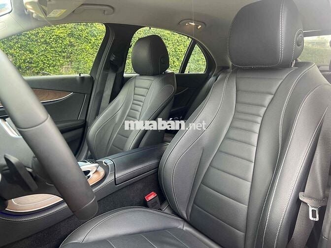 Mercedes E200 2019 - công ty xuất hoá đơn cao