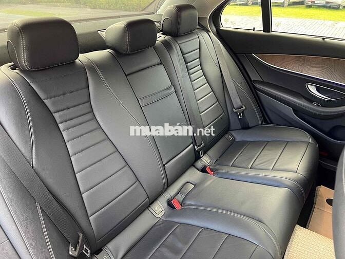 Mercedes E200 2019 - công ty xuất hoá đơn cao