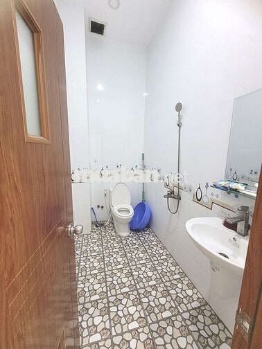 CHO THUÊ MẶT BẰNG- NGAY CHỢ BÌNH THÀNH- HẺM 7M THÔNG , ĐÔNG XE QUA LẠI