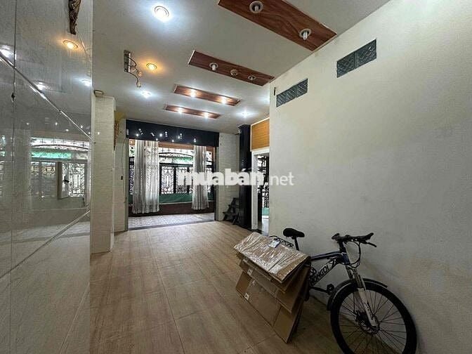 🔥CHO THUÊ MẶT BẰNG MẶT TIỀN HẺM XE HƠI - RỘNG 80m2 NGAY ĐẦM SEN 🔥