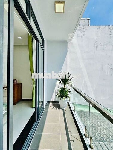 NHÀ ĐẸP SÂN RỘNG ĐƯỜNG PHẠM VĂN CHIÊU, P14, GV,HCM 80M2 3PN CHỈ 6.2 TỶ