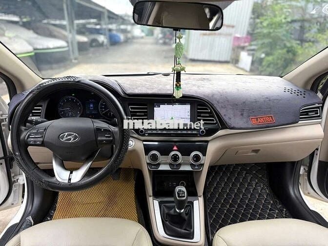 ELANTRA 1.6L SX 2019 MT 58000KM BẢO HÀNH 1 NĂM