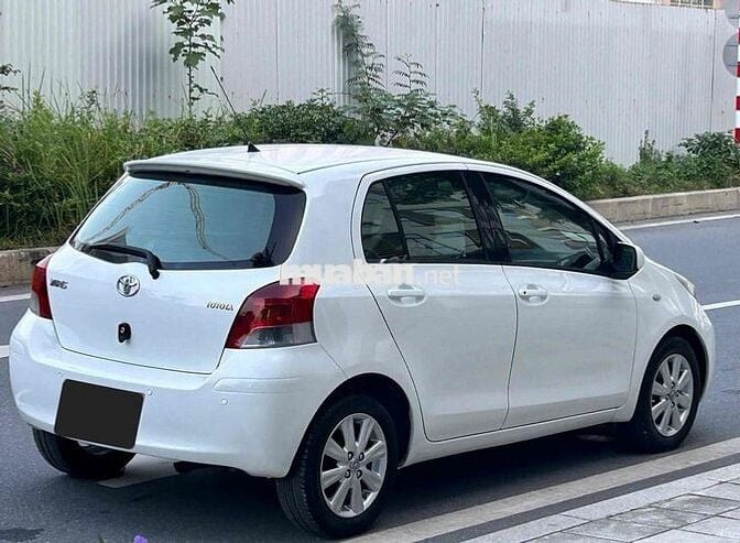 Toyota Yaris 1.3AT sx 2010 nhập Nhật siêu đẹp