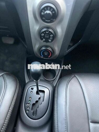 Toyota Yaris 1.3AT sx 2010 nhập Nhật siêu đẹp