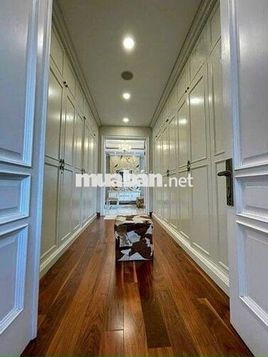 🌟 Nhà Sang  Mỹ Hưng, Phú Mỹ Hưng Q7 – 5PN, Full NT Cao Cấp✨