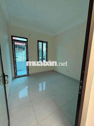 Bá.n Nhà Đẹp Quận Hoàng Mai - VỊ TRÍ ĐẸP - MỚI KÍNH KOONG - FULL NỘI T