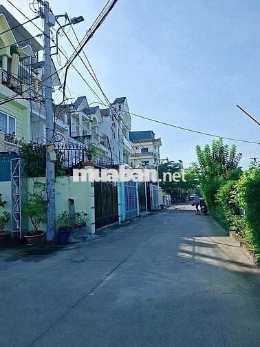 CHÍNH CHỦ CẦN Bán NHÀ 1 TRỆT 1 LẦU đường Hà Huy Giáp,Thạnh Lộc, Q.12