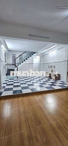 Bán Nhà 2 Tầng BTCT 56 m2 Hẻm Thông Tứ Tung Khu Kiều Đàm Chỉ Hơn 5 Tỷ