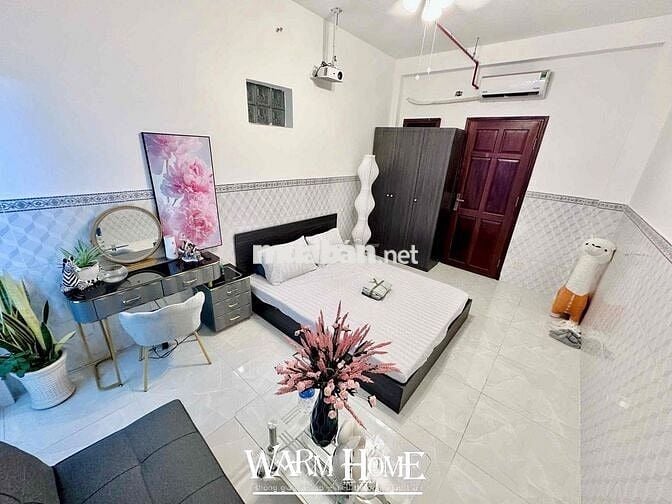 Căn hộ full nội thất 1PN tách bếp rộng 35m2 có trang bị máy chiếu