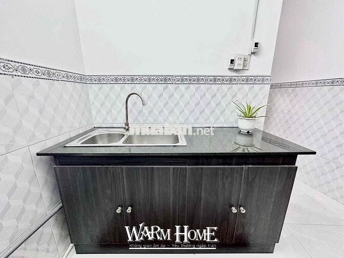 Căn hộ full nội thất 1PN tách bếp rộng 35m2 có trang bị máy chiếu