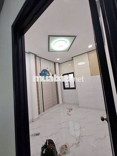 Bán nhà giáp Ngã tư bốn xã, 2 tầng, nhỉnh 3 tỷ