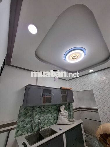 Bán nhà giáp Ngã tư bốn xã, 2 tầng, nhỉnh 3 tỷ