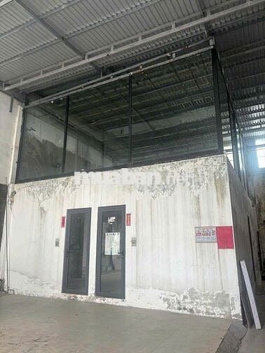 Cho Thuê Nhà Đường Võ Thành Trang, Tân Bình ( 10.5x20m - KD TỰ DO )