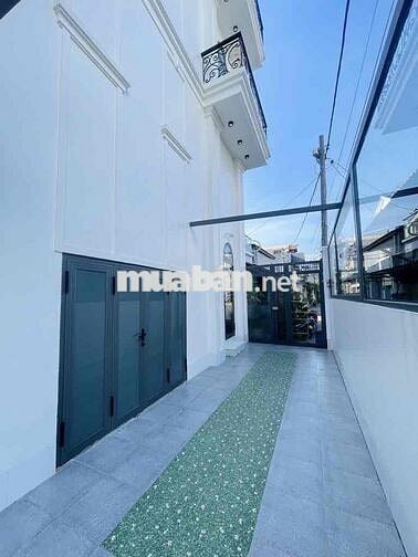 NHÀ ĐẸP CĂN GÓC 3MẶT TIỀN, 4TẦNG, BTCT XD ĐẸP, TÂN THỚI HIỆP, Q12