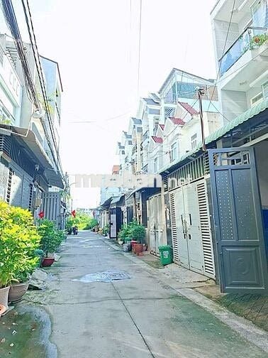 CHÍNH CHỦ CẦN Bán NHÀ 1 TRỆT 1 LẦU đường Hà Huy Giáp,Thạnh Lộc, Q.12