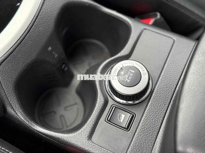 Nissan X trail 2017 2.5 SV 4WD Premium - 11 km