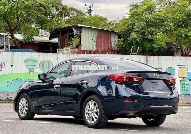 Mazda 3 2018 1.5 AT Sedan - 7 km