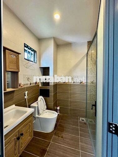 Nhà ngõ hẻm, 115m2 ,3 phòng ngủ, đường Trần Văn xã, biên hòa