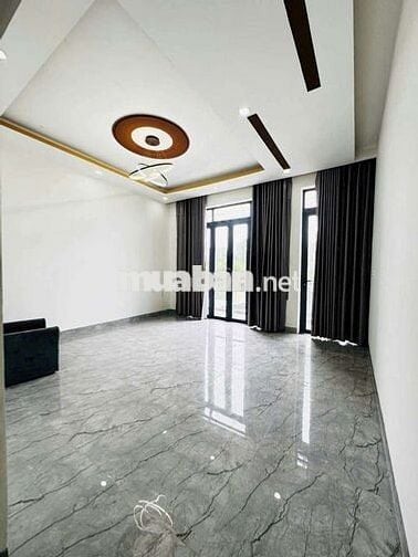 Nhà ngõ hẻm, 115m2 ,3 phòng ngủ, đường Trần Văn xã, biên hòa