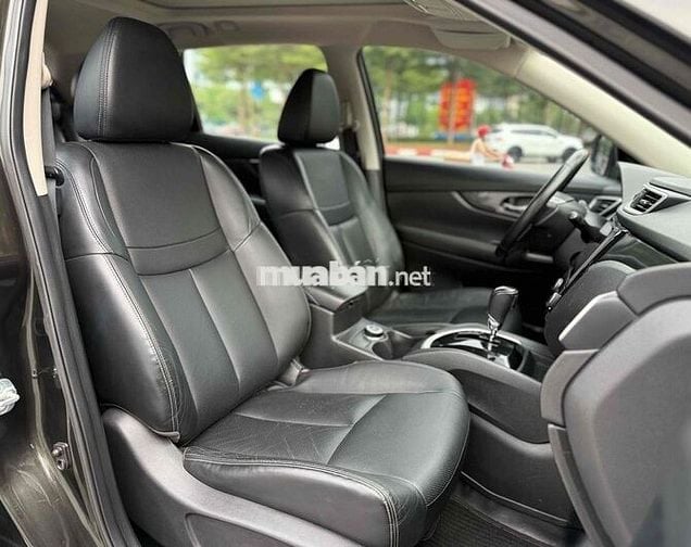 Nissan X trail 2017 2.5 SV 4WD Premium - 11 km