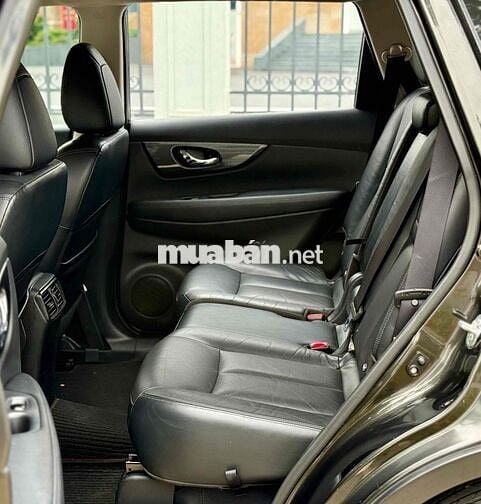 Nissan X trail 2017 2.5 SV 4WD Premium - 11 km