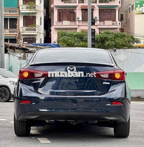 Mazda 3 2018 1.5 AT Sedan - 7 km