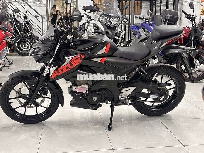 Xe máy Suzuki Gsx S150 màu đen 2017