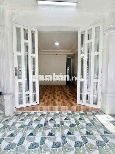 Nhà 2 phòng 2 máy lạnh hẻm LT12-20 Nguyễn Văn Cừ