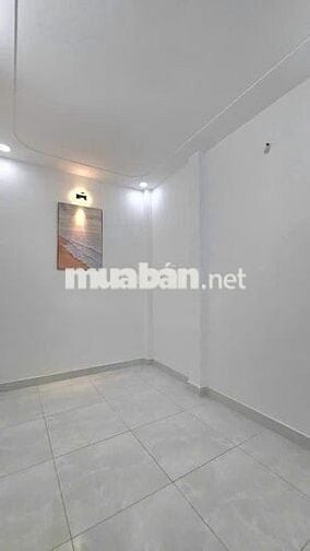 BÁN GẤP NHÀ NGỘP, SÁT AEON TÂN PHÚ, HẺM  Ô TÔ , DTSD 42M2,CHỈ 2 TỶ 85