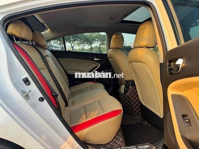 Kia Cerato 2017 2.0 AT - 7000 km