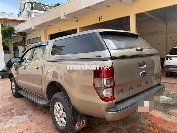 Ford Ranger 2016 XLS 2.2L 4x2 AT - 90000 km
