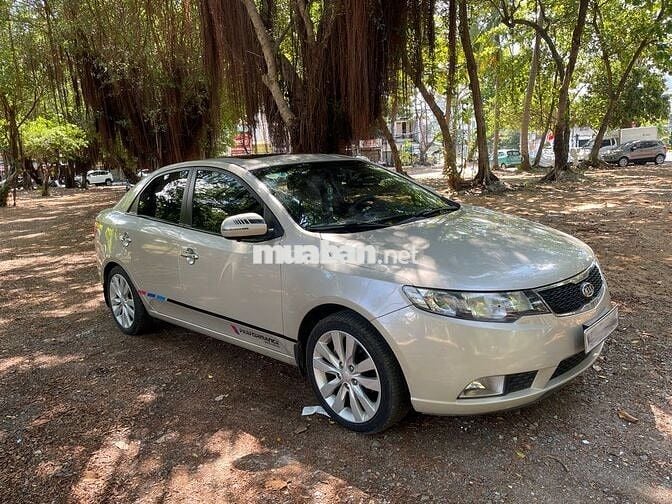 Kia Forte 2012 SX 1.6 MT - 126000 km