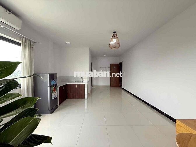 STUDIO CỬA SỔ TRỜI TRỐNG LẠI - NGAY VĂN LANG CS3