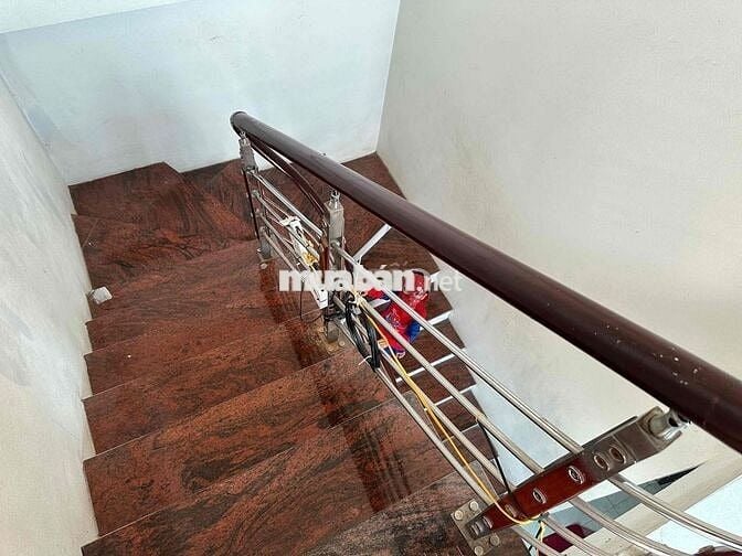 🏡 NHÀ LÔ GÓC 3 TẦNG HIỆN ĐẠI – SẴN Ở LUÔN – VỊ TRÍ ĐẮC ĐỊA TẠI VĨNH TH