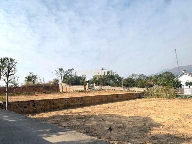 Đất nền 80m2 giá 800 triệu Đông Triều, Quảng Ninh,MT 6m, view đẹp