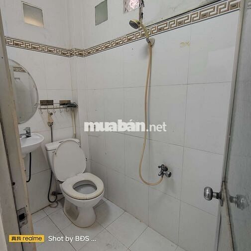 Nhà 1trệt 1lầu có 1pn 1wc khu dân cư HBC 1tỷ450