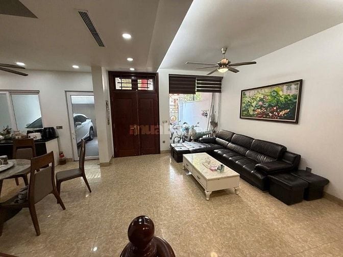 Liền Kề Cao Cấp Phố Nguyễn Chánh - 120m2 View Công Viên - Bảo Vệ 24/7
