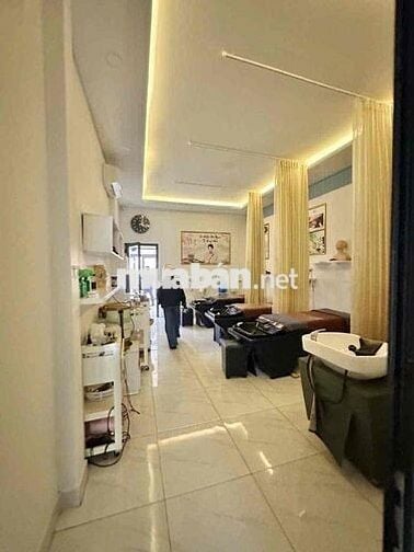 NHÀ MẶT TIỀN KD KHU VỰC THỦ ĐỨC,GẦN PHẠM VĂN ĐỒNG 4,5*40 , TRỆT TRỐNG