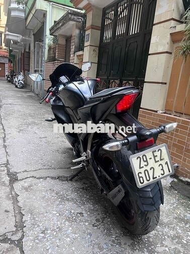 R15 V3 Yamaha