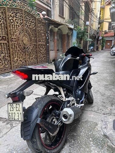 R15 V3 Yamaha