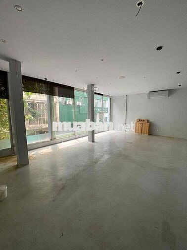 SIÊU PHẨM SÀN SUỐT - Sư Vạn Hạnh, P.12, Q.10 - Chỉ còn 1 căn trong khu