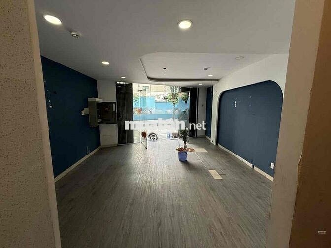 SIÊU PHẨM MẶT TIỀN 6 LẦU - Sư Vạn Hạnh, P.12, Q.10 - Có thang máy